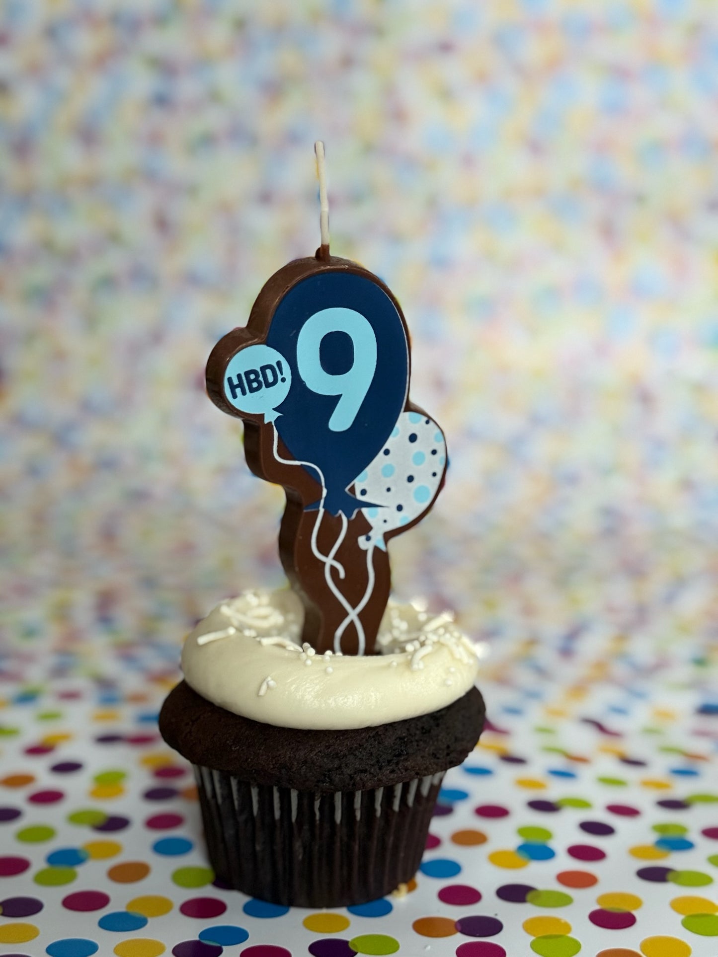 Case Pack: #9 balloons (5-count, Milk Chocolate)